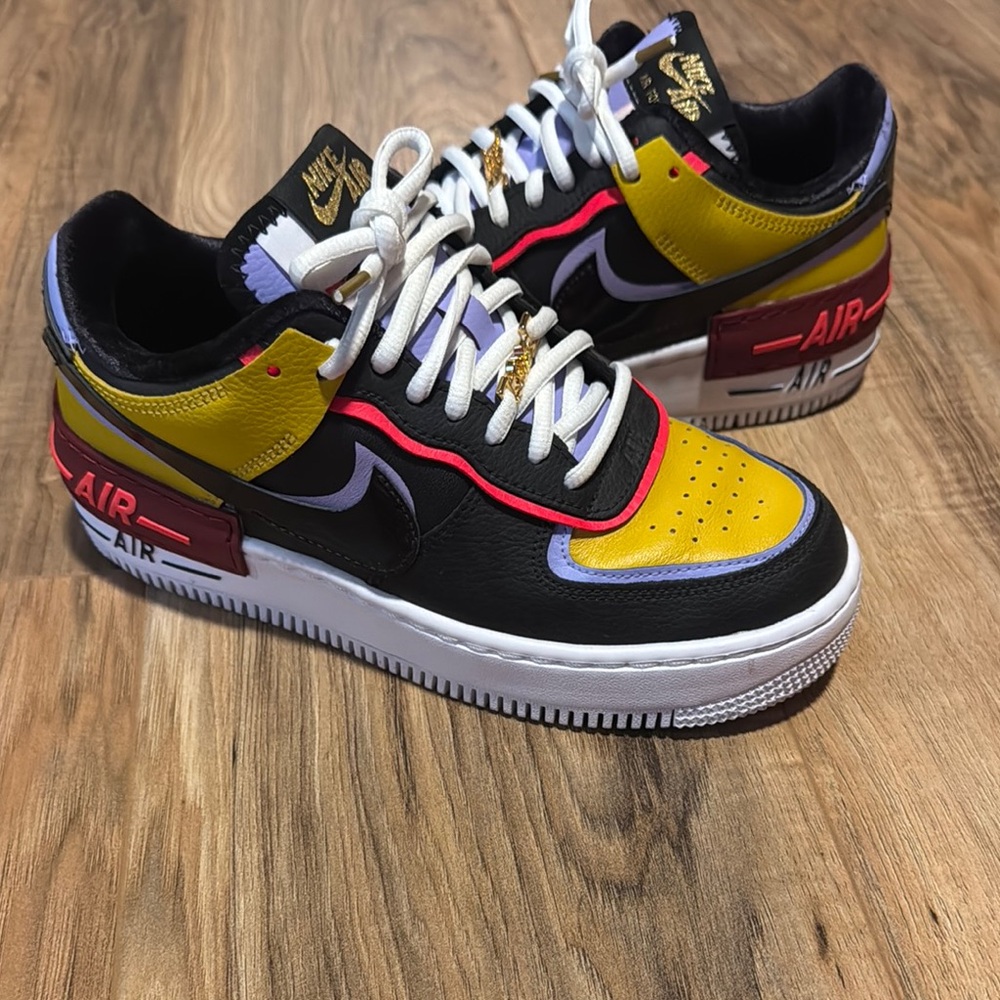 Nike Air Force 1 “sisterhood”